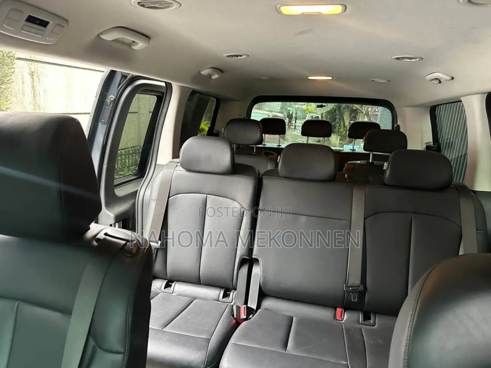 Hyundai Staria 2023 Gray