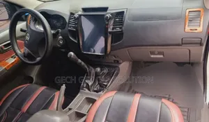 Toyota Hilux 2014 White