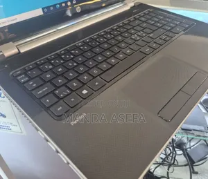 Laptop HP Pavilion 15 8GB AMD A8 HDD 700GB