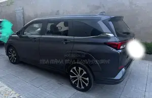 Toyota Veloz 1.5 CVT FWD 2022 Gray