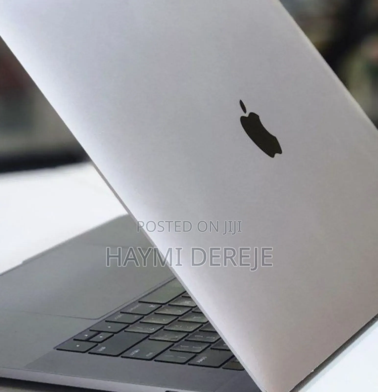 New Laptop Apple MacBook Pro 2019 16GB Intel Core I7 SSD 256GB