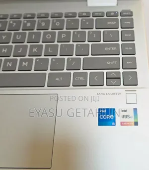 New Laptop HP Envy X360 8GB Intel Core I5 SSD 512GB