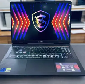 Photo - New Laptop MSI Crosshair 17 16GB Intel Core I7 SSD 1T