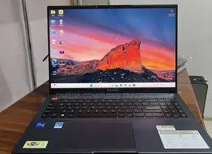 New Laptop Asus VivoBook 15 X505BA 16GB Intel Core i5 SSD 1T