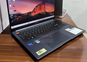 New Laptop Asus VivoBook 15 X505BA 16GB Intel Core I5 SSD 1T