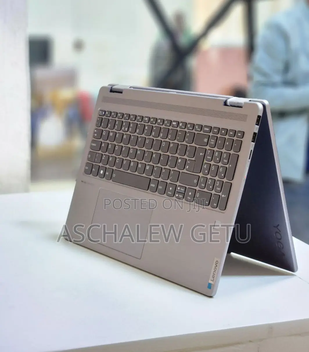 New Laptop Lenovo Yoga 7i 16GB Intel Core I7 SSD 1T