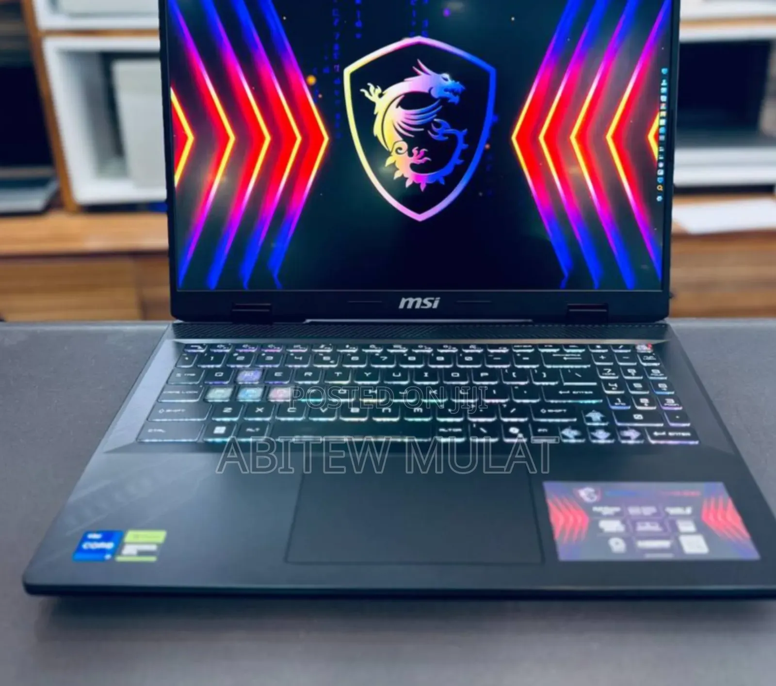 New Laptop MSI Crosshair 15 B12U 16GB Intel Core I7 SSD 1T