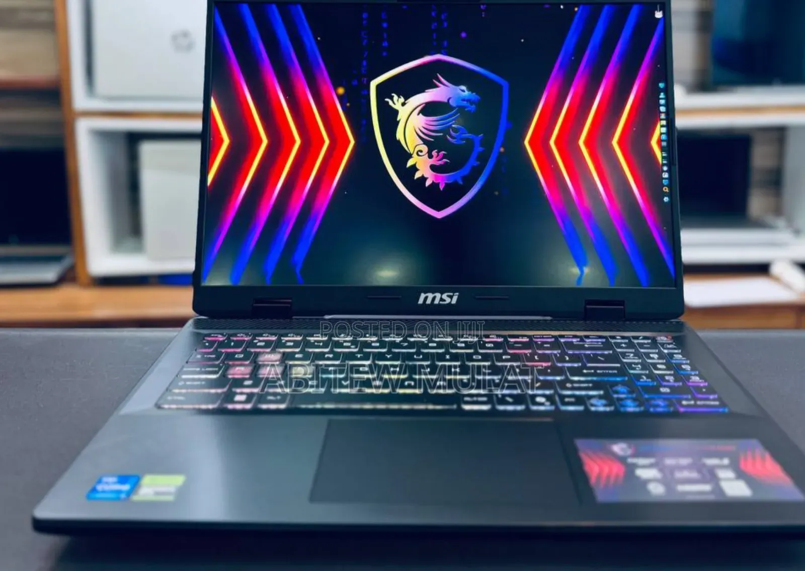 New Laptop MSI Crosshair 15 B12U 16GB Intel Core I7 SSD 1T