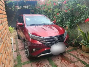 Photo - Toyota Rush 2021 Red