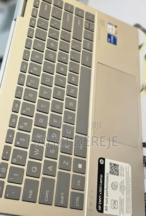 New Laptop HP Envy X360 8GB Intel Core I5 SSD 512GB