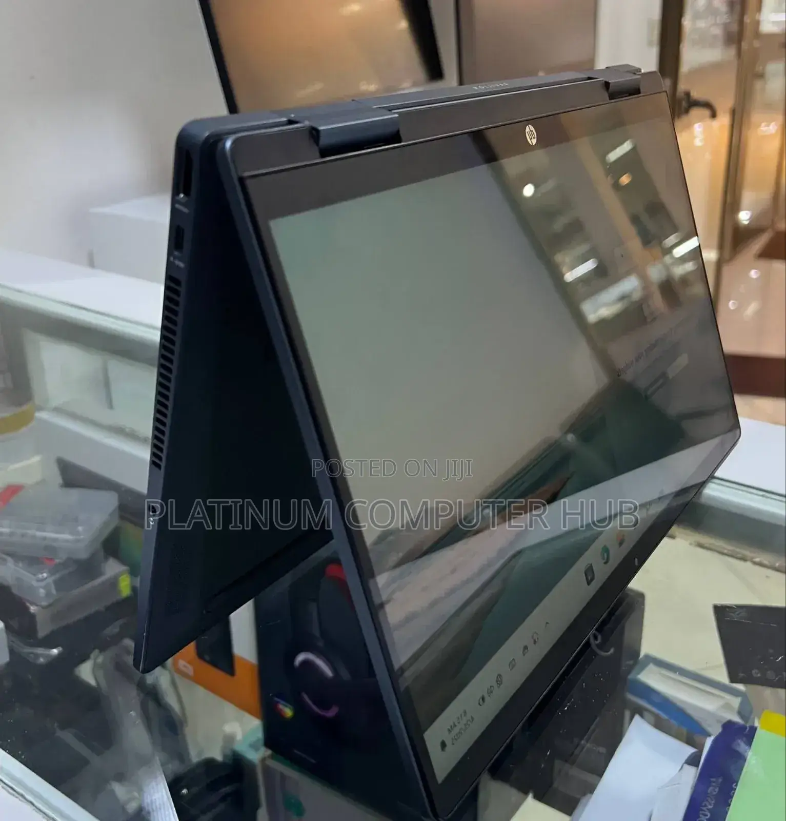 New Laptop HP Pavilion X360 8GB Intel Core I3 SSD 256GB