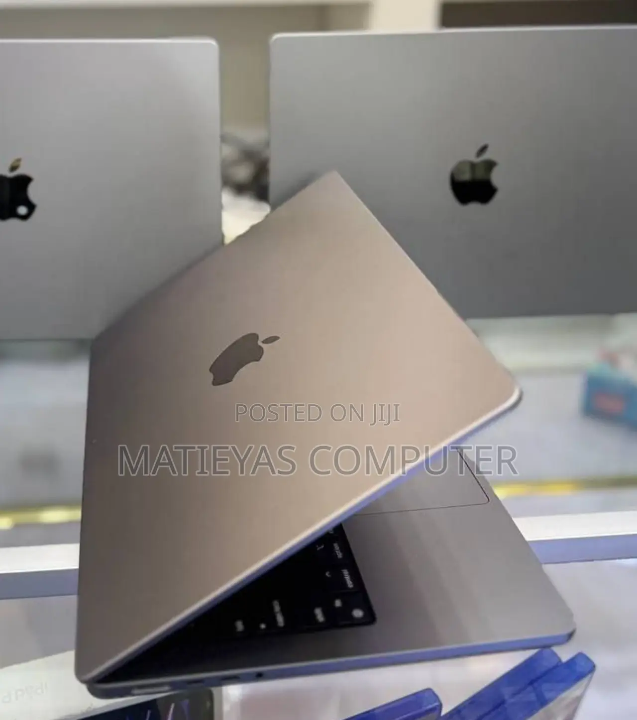 New Laptop Apple MacBook Pro 2021 M1 16GB Apple M1 SSD 512GB