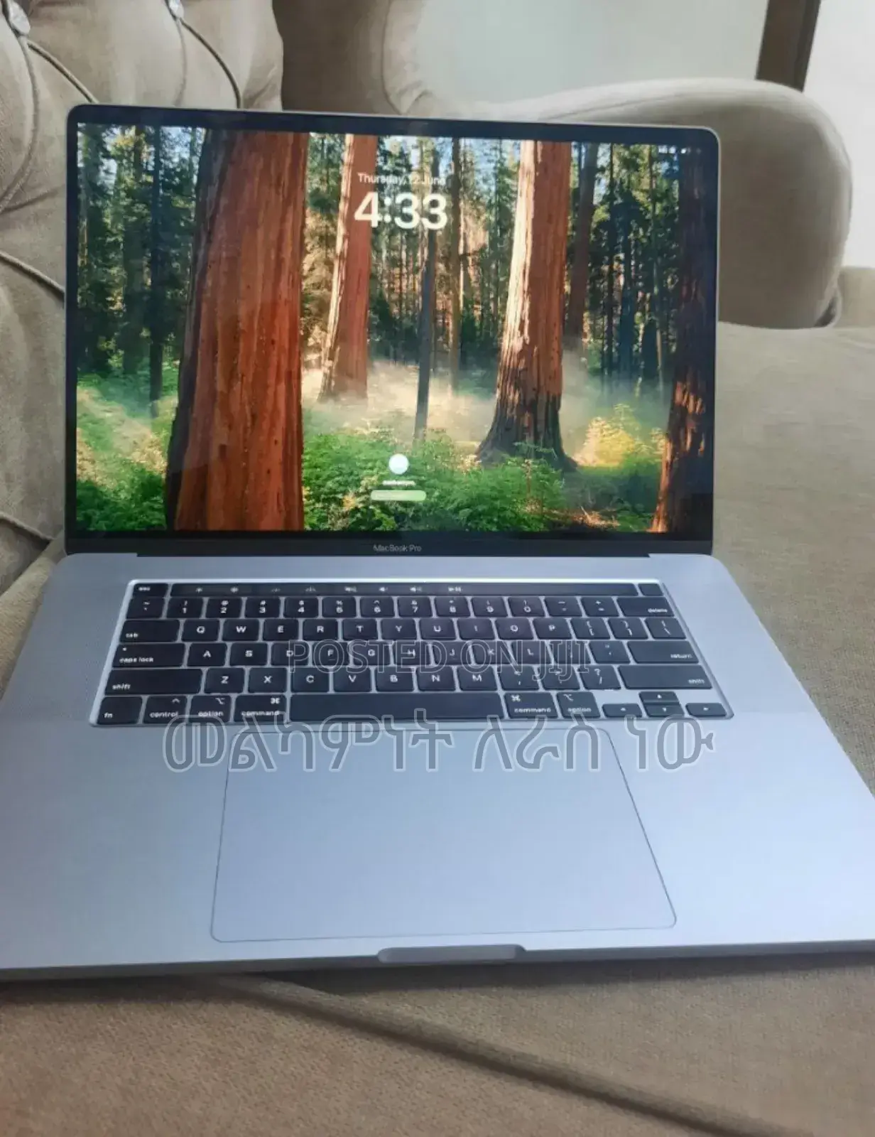 New Laptop Apple MacBook Pro 2019 32GB Intel Core I9 SSD 512GB