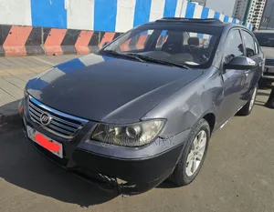 Photo - Lifan 520 2011 Black