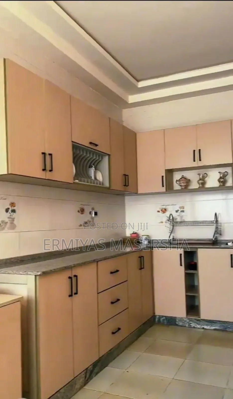 Furnished 5bdrm House in Yeka for sale