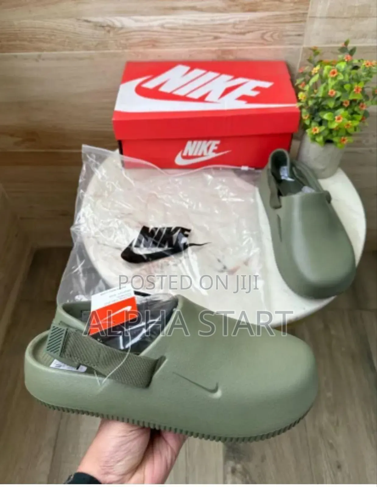 Nike  Crocs
Available on Hand