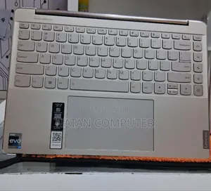 New Laptop Lenovo Yoga 9i 16GB Intel Core I7 SSD 512GB