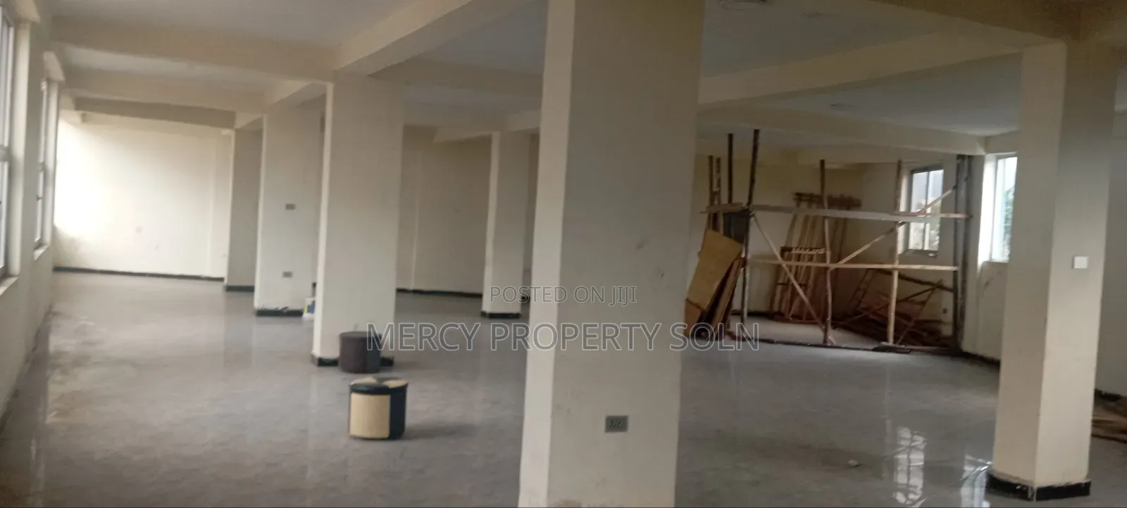 Office for Rent Jackros Area የሚከራይ ቢሮ /ስቶር