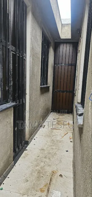 Furnished 5bdrm House in Tafoo, Oromia-Finfinne for sale