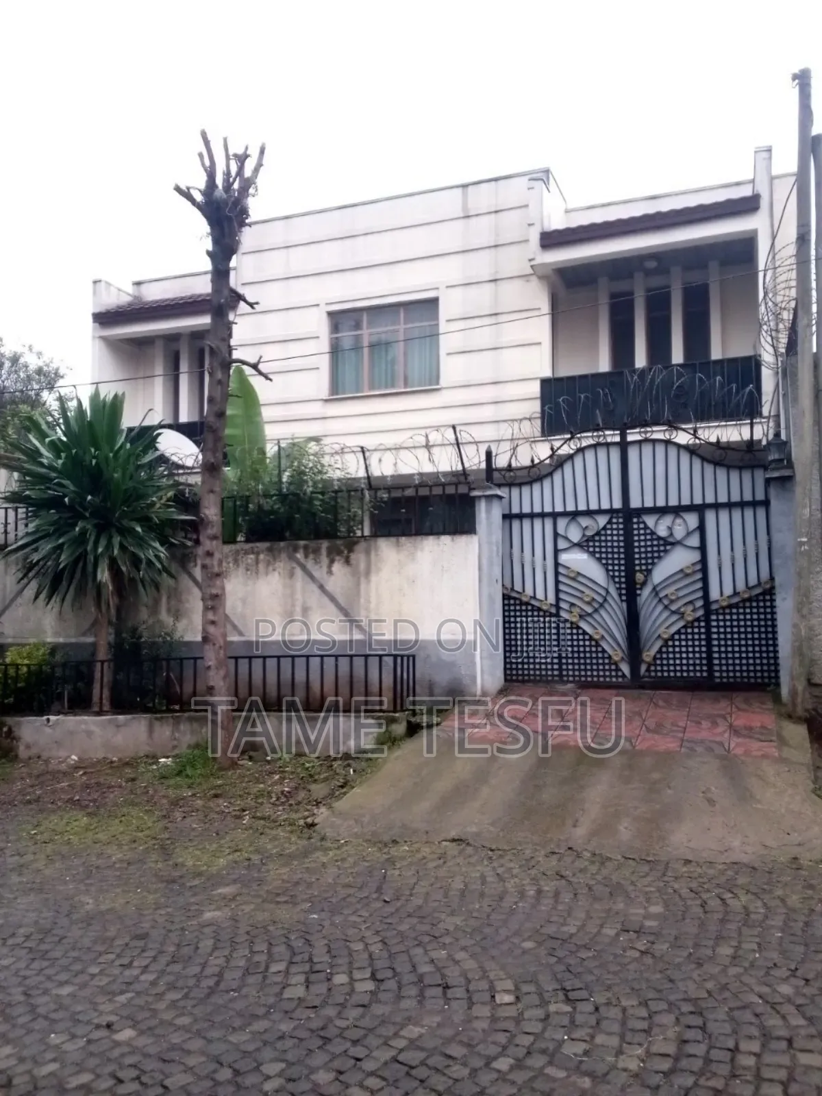 Furnished 5bdrm House in Wosene Compound, Yeka for sale