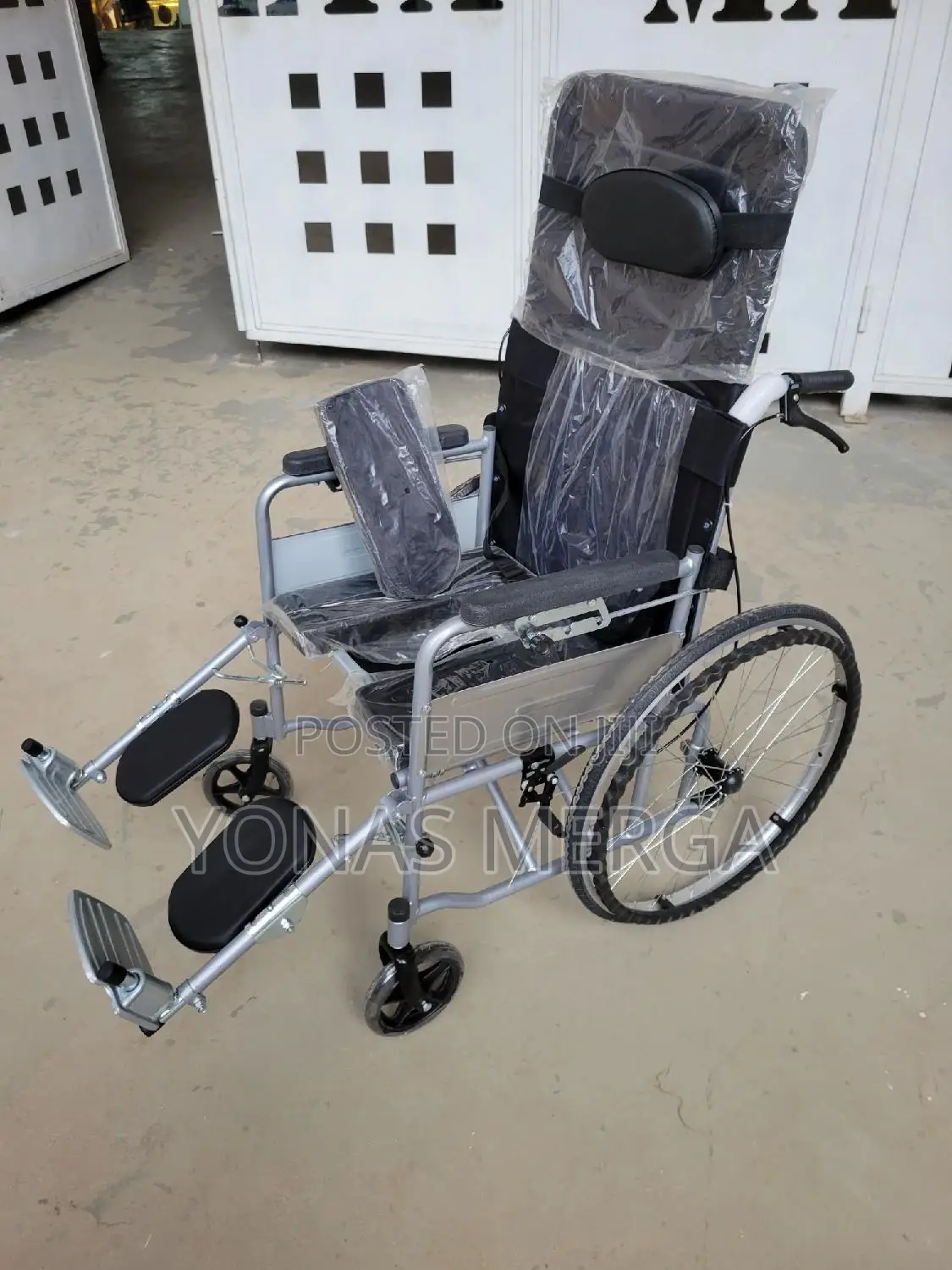 Toilet Wheelchair/Hygienic, Sprinkler Fragrance Diffusion.