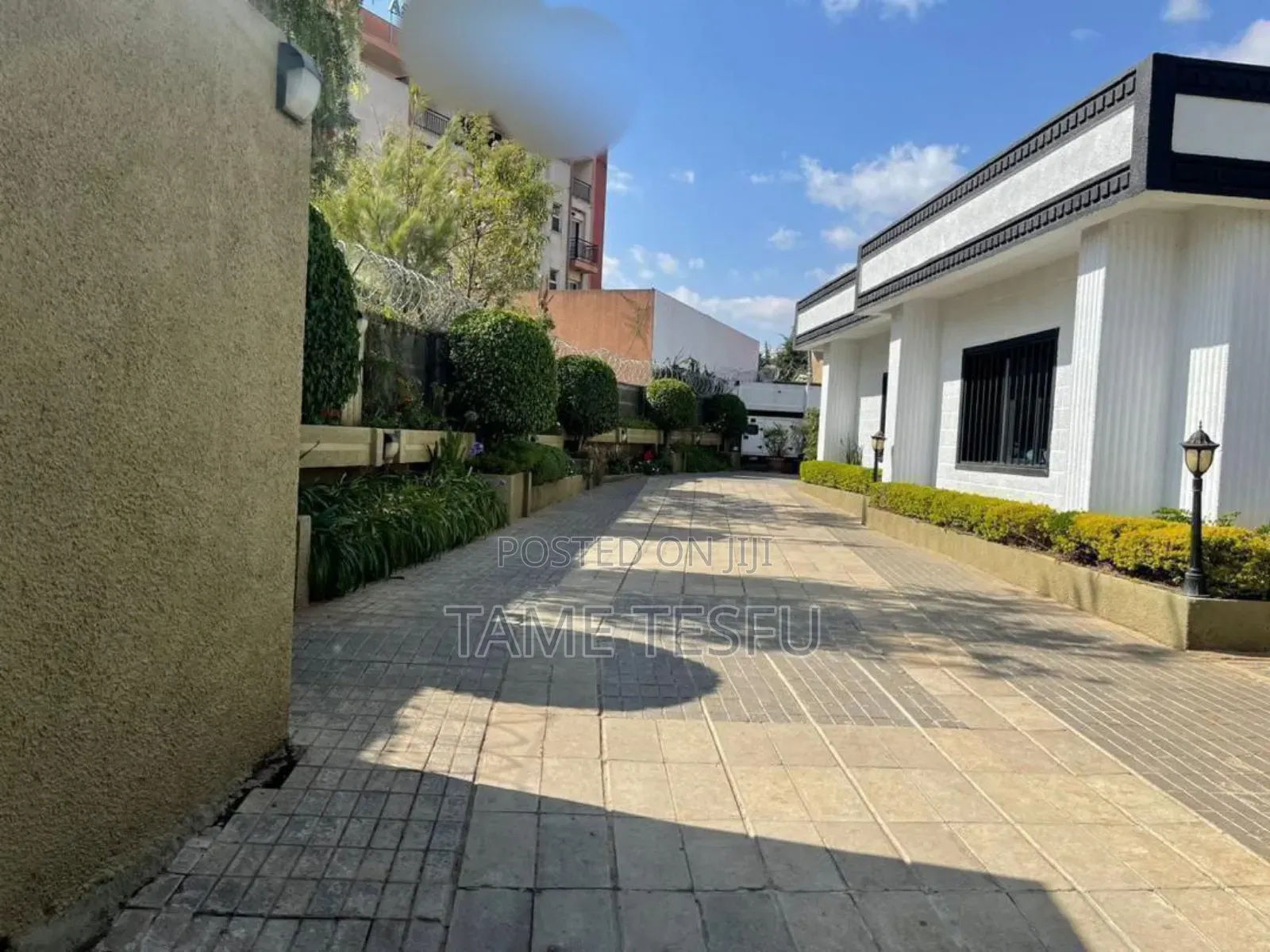 Furnished 8bdrm Villa in Wolo Sefer, Bole for sale