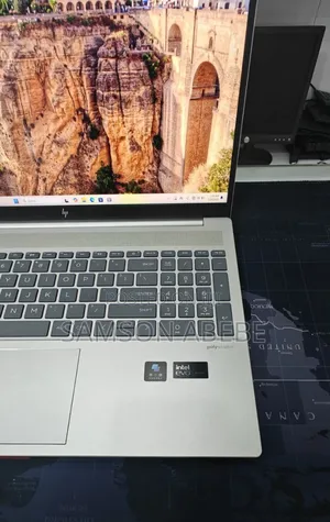 New Laptop HP Pavilion 15 16GB Intel Core Ultra 7 SSD 1T