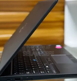 Photo - New Laptop Dell Latitude 5310 32GB Intel Core I7 SSD 1T