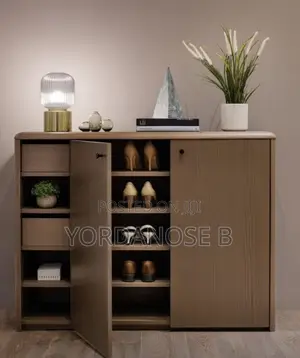 Photo - Shoes Shelfe