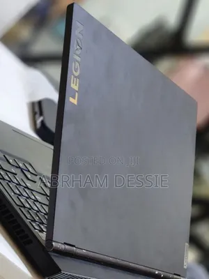 New Laptop Lenovo 16GB Intel Core I5 SSHD (Hybrid) 1T