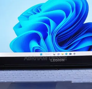 New Laptop Lenovo 16GB Intel Core I5 SSHD (Hybrid) 1T