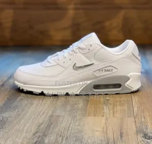 New Arrived Nike Air Max 90 Og
White Color Available on Hand