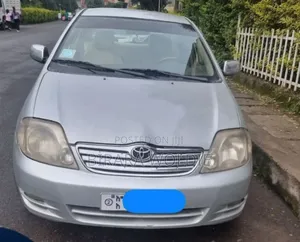 Photo - Toyota Corolla 2003 Silver