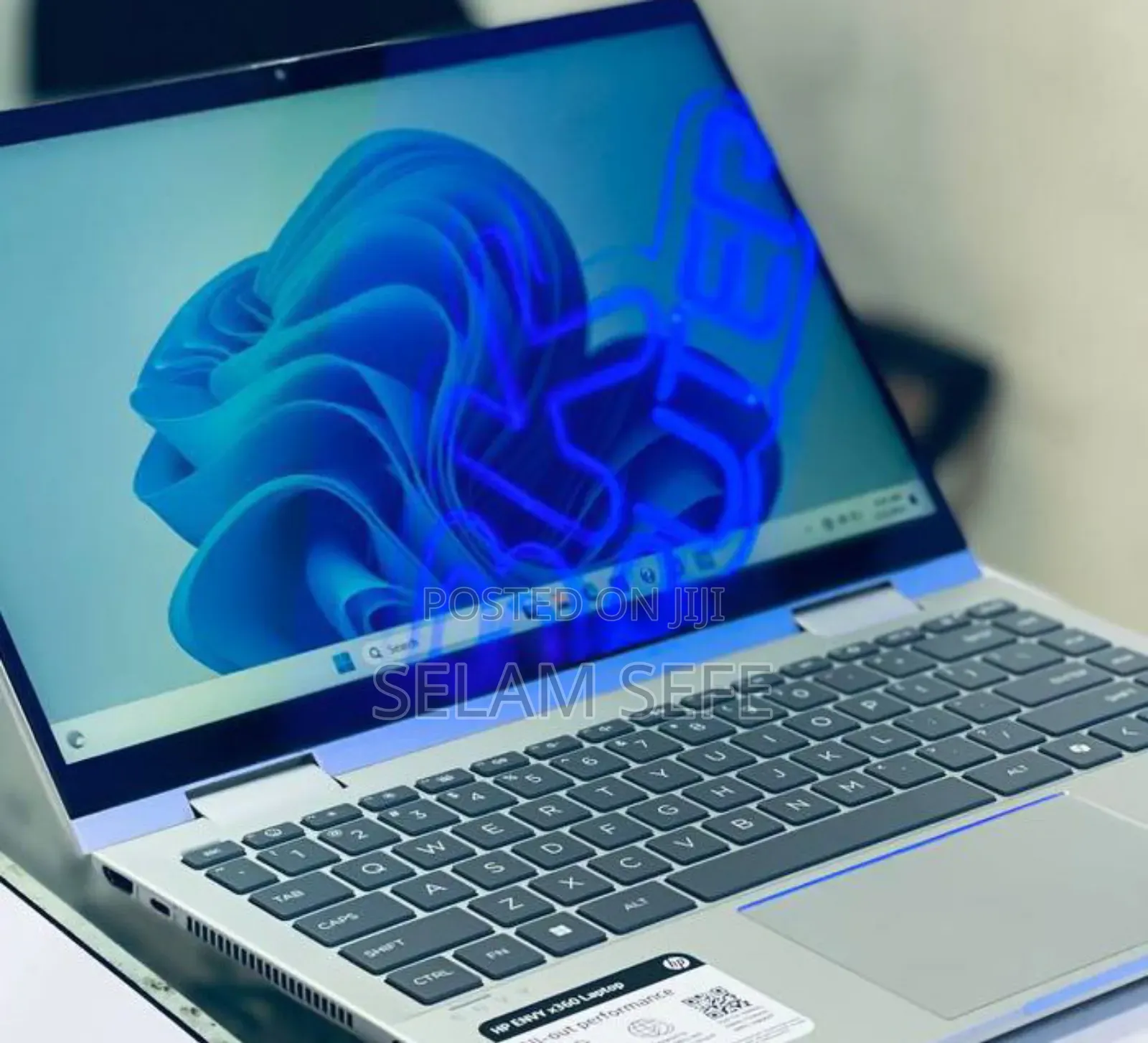 New Laptop HP Envy X360 8GB Intel Core I5 SSD 512GB