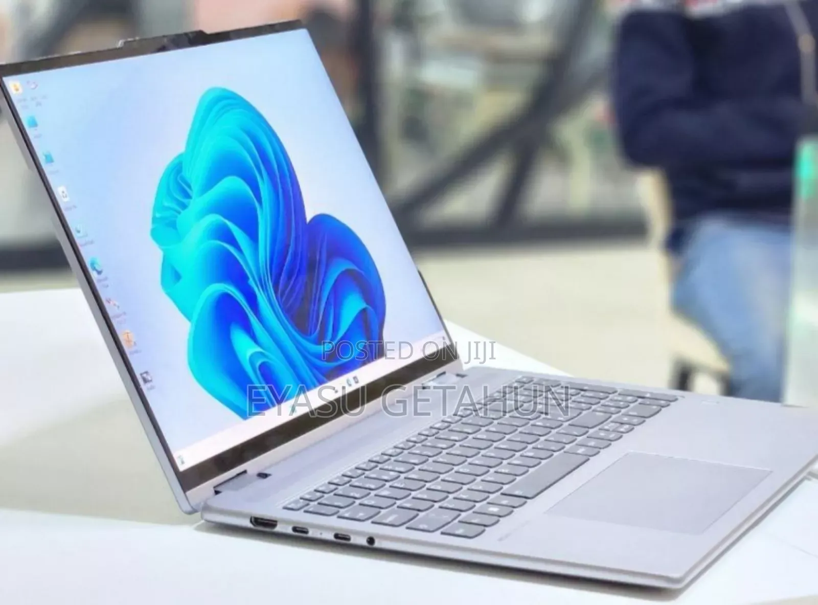 New Laptop Lenovo Yoga 7i 16GB Intel Core I7 SSD 1T