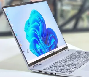 New Laptop Lenovo Yoga 7i 16GB Intel Core I7 SSD 1T