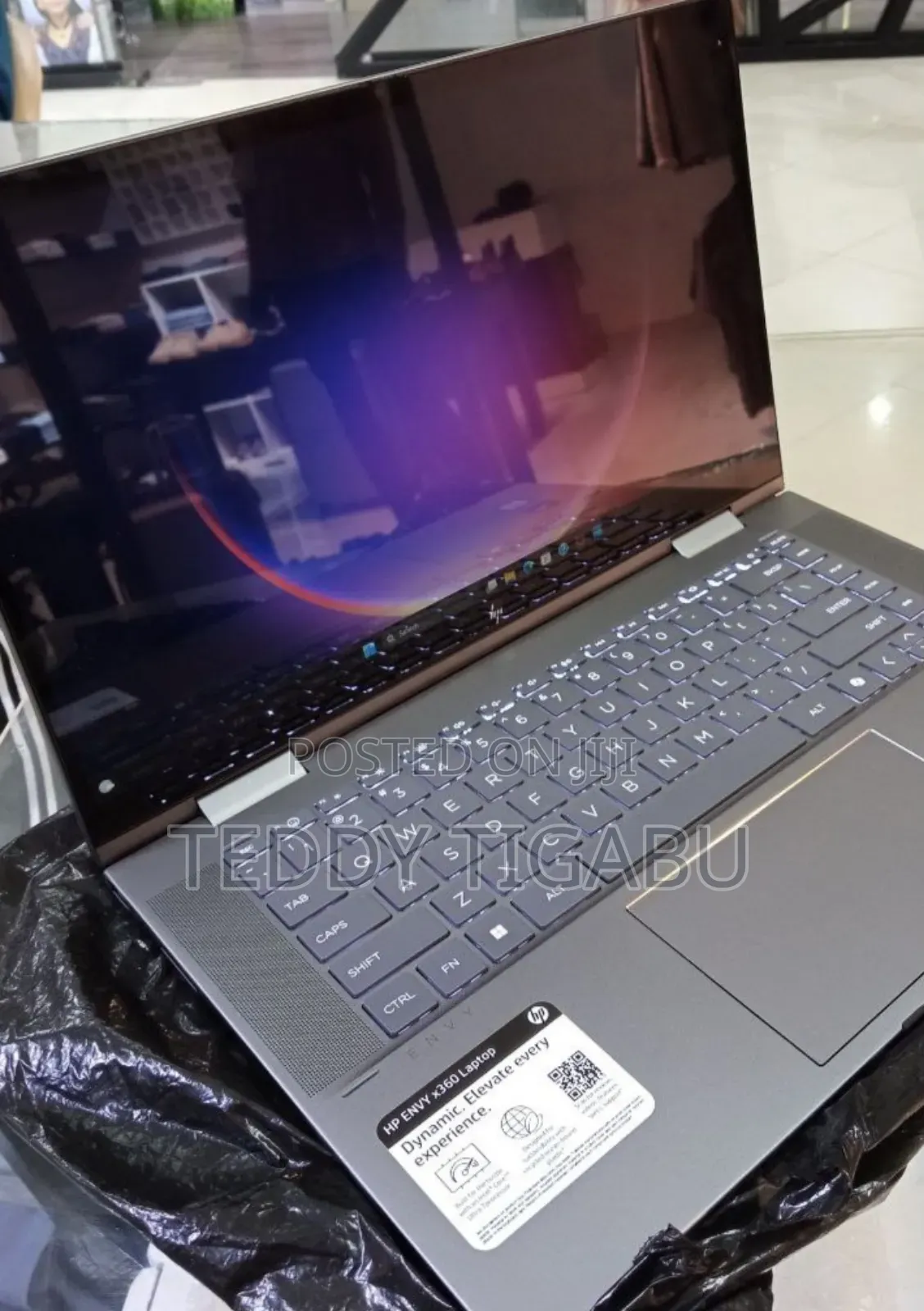 New Laptop HP Envy X360 16GB Intel Core I7 SSD 1T