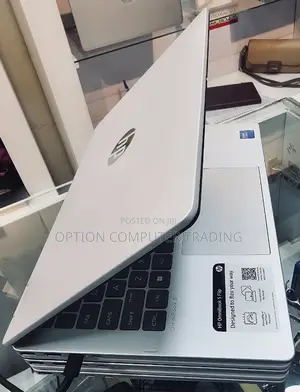 New Laptop HP Omen 15-Ce0xx 16GB Intel Core I5 SSD 512GB