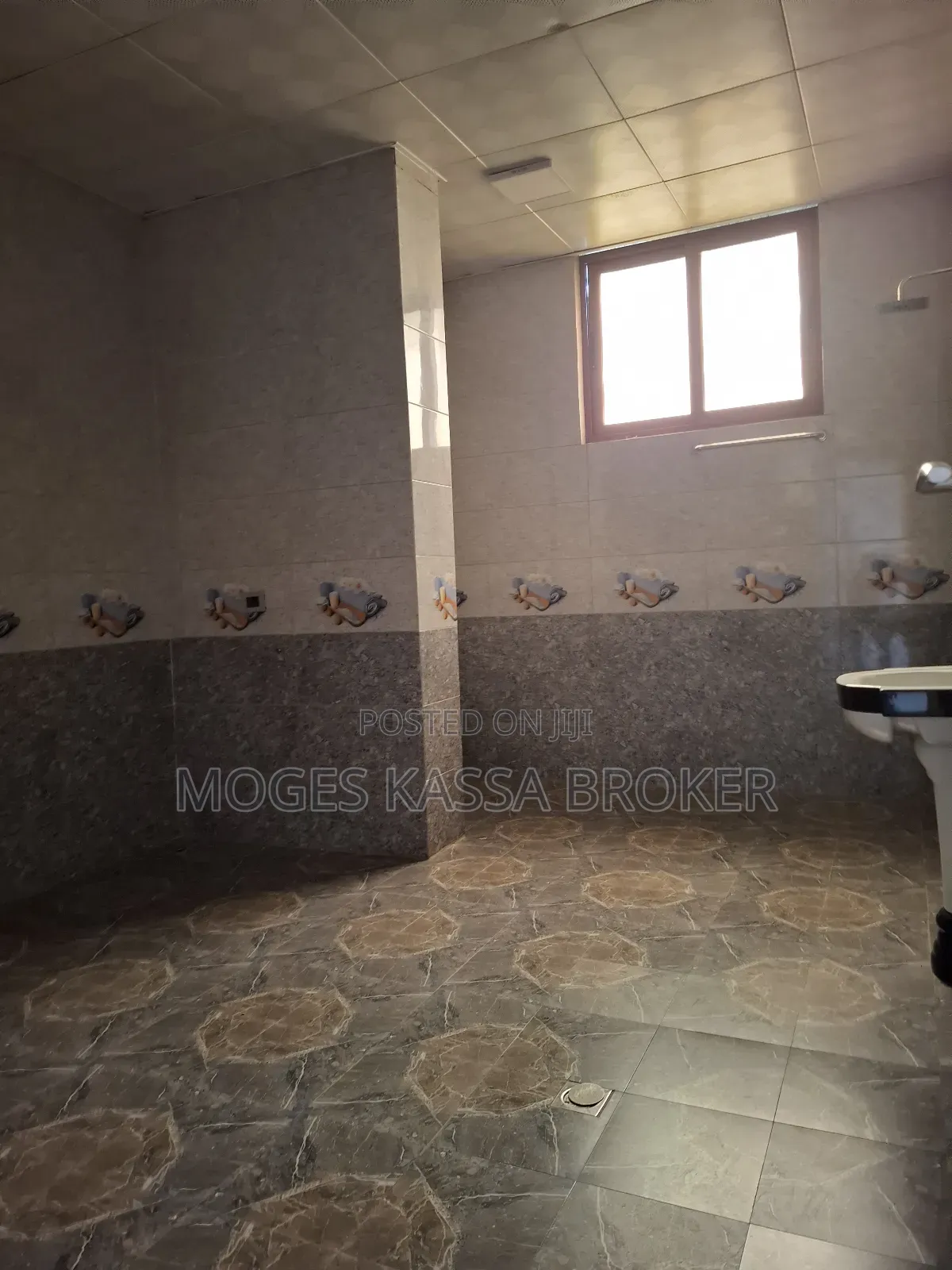 6bdrm House in ጣፎ ሸገር ሲሲቲ አባ ኪሮስ, Yeka for sale