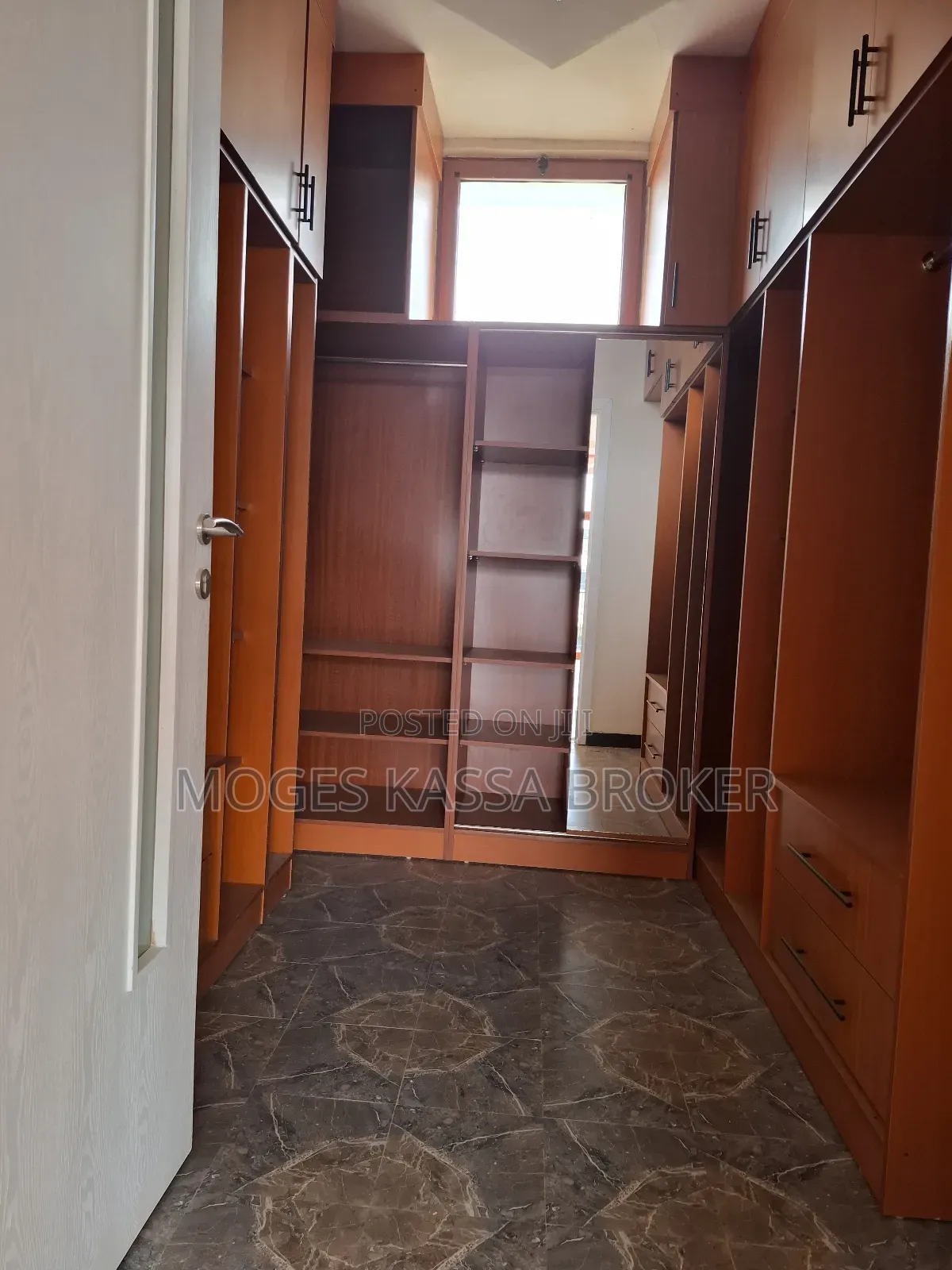 6bdrm House in ጣፎ ሸገር ሲሲቲ አባ ኪሮስ, Yeka for sale