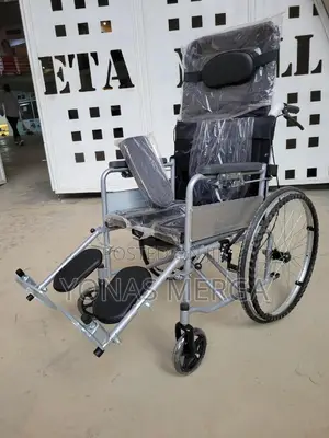 Toilet Wheelchair/Wheelchair/Back Wheel:Inflatable Backwheel