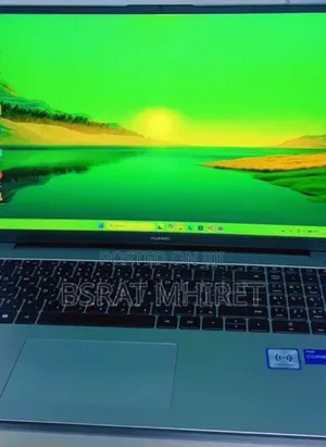 Photo - New Laptop Huawei MateBook 13 WRT-W19E 8GB Intel Core I5 SSD 512GB