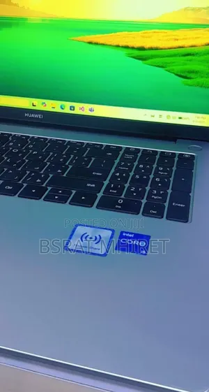 New Laptop Huawei MateBook 13 WRT-W19E 8GB Intel Core I5 SSD 512GB