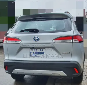 Toyota Corolla 2023 Silver