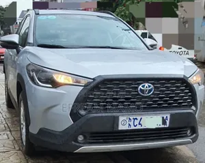 Toyota Corolla 2023 Silver