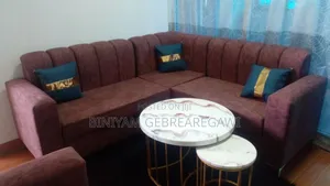 Furnished 2bdrm Apartment in Apartment, Yeka for rent