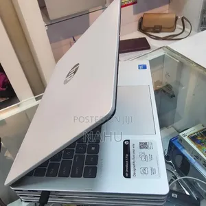 New HP OmniBook X Laptop 14-Fe0097nr 16GB Intel Core I7 SSD 512GB