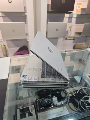 New Laptop HP 16GB Intel Core I7 SSD 512GB