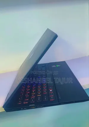 New Laptop HP Omen 17 16GB Nvidia SSD 512GB