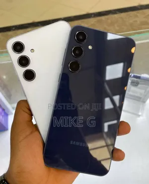 Photo - New Samsung Galaxy A55 256 GB Black